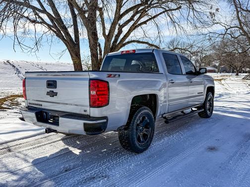 2017 Chevrolet Silverado 1500 2LT