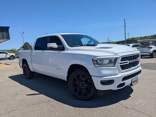 Bright White Clearcoat 2023 RAM 1500 Laramie