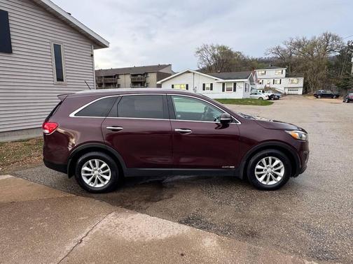 Sangria 2017 Kia Sorento LX