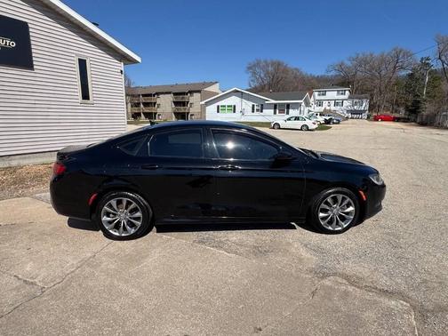 Black Clearcoat 2015 Chrysler 200 S
