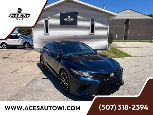 Galactic Aqua Mica 2020 Toyota Camry SE