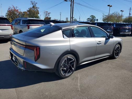2025 Kia K4 GT-Line