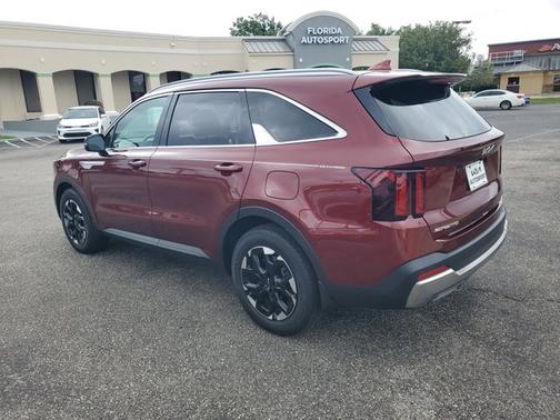 Dawning Red 2025 Kia Sorento S