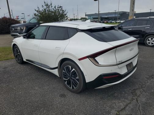 Snow White Pearl 2022 Kia EV6 GT-Line
