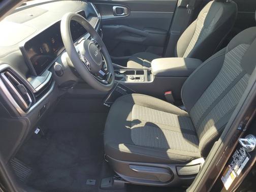 2025 Kia Sorento LX