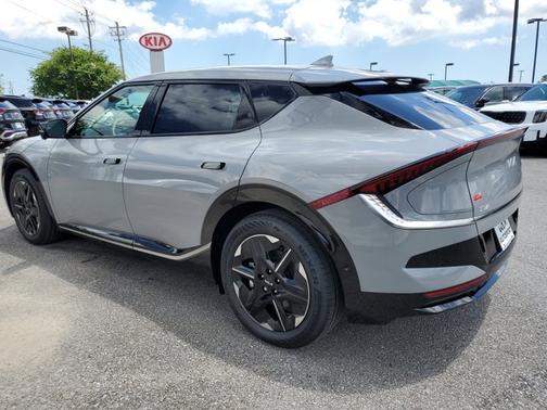 2025 Kia EV6 Wind