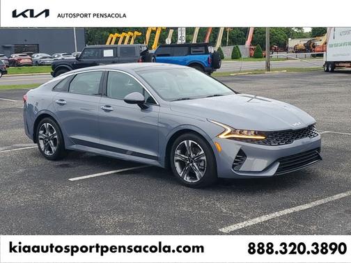 Everlasting Silver 2023 Kia K5 EX