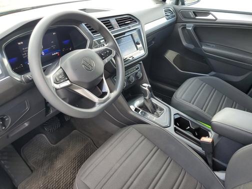 2023 Volkswagen Tiguan S