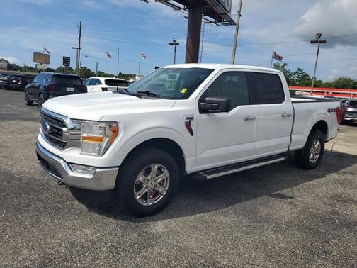 White 2023 Ford F-150 XLT