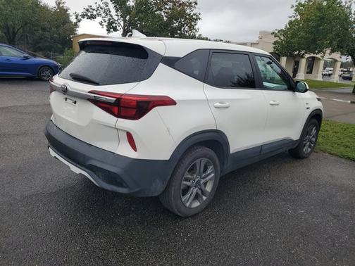 2021 Kia Seltos LX