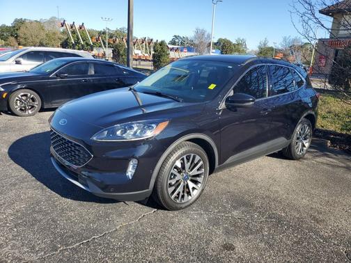 2020 Ford Escape Titanium