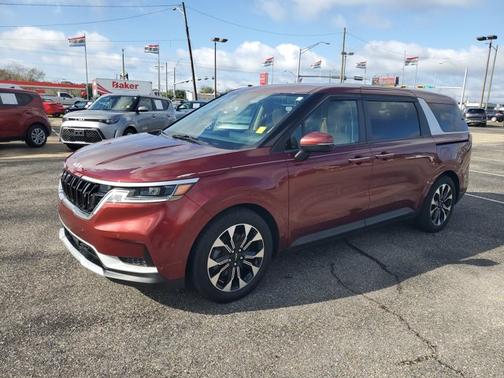 2024 Kia Carnival EX