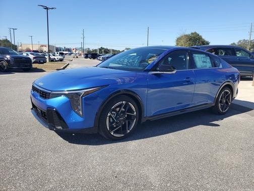 2025 Kia K4 GT-Line