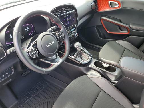 2025 Kia Soul GT-Line