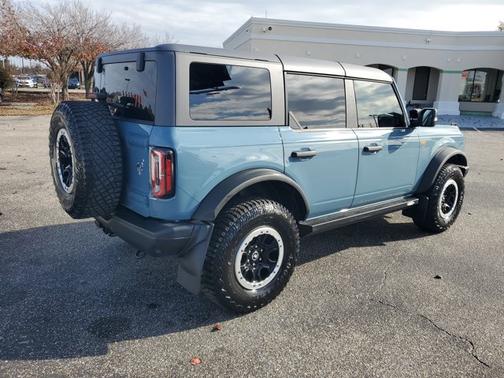 2023 Ford Bronco Badlands