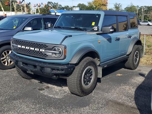 2023 Ford Bronco Badlands