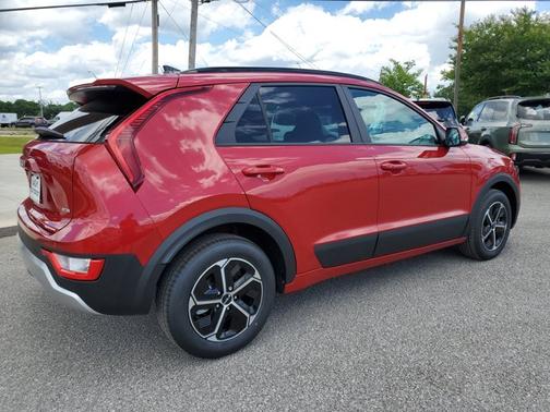 2025 Kia Niro EX