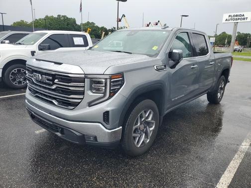 Sterling Metallic 2024 GMC Sierra 1500 SLT