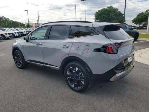 Wolf Gray 2026 Kia Sportage Hybrid SX-Prestige