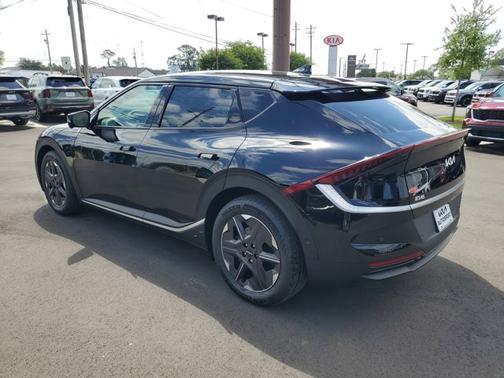 2025 Kia EV6 Light Long Range