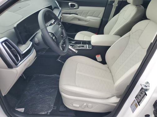 Glacial White Pearl 2026 Kia Sorento SX