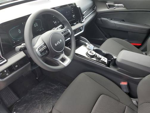 2025 Kia Sportage Hybrid LX