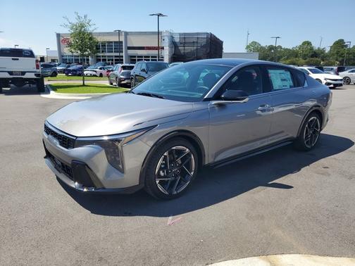 2025 Kia K4 GT-Line