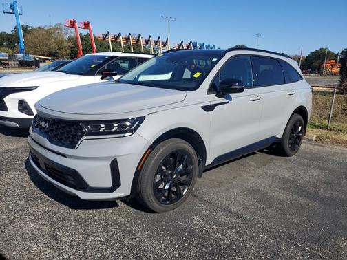 2022 Kia Sorento SX
