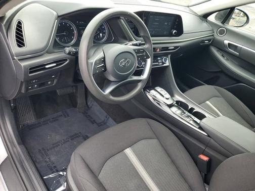 Shimmering Silver Pearl 2021 Hyundai SONATA SEL
