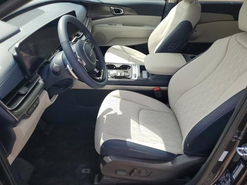 2025 Kia Carnival Hybrid SX