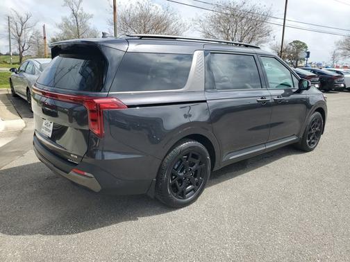 2025 Kia Carnival Hybrid SX