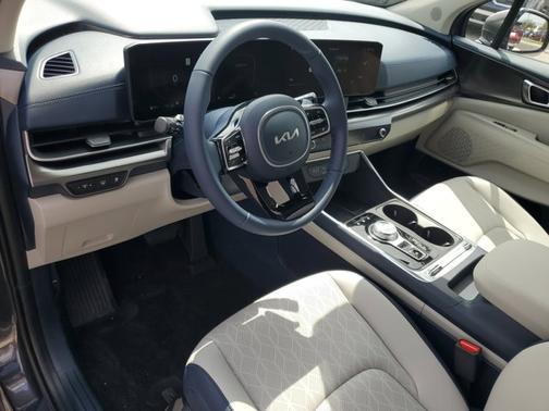 2025 Kia Carnival Hybrid SX