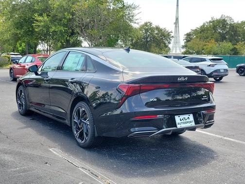 Aurora Black Pearl 2026 Kia K5 GT-Line