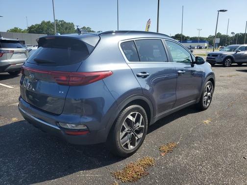2020 Kia Sportage EX