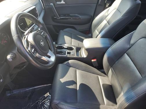 2020 Kia Sportage EX