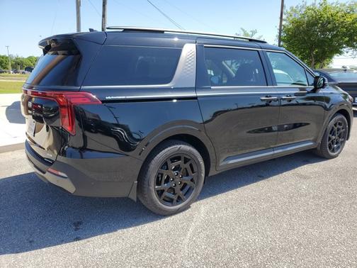 2025 Kia Carnival Hybrid SX