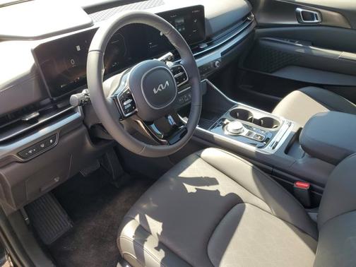 2025 Kia Carnival Hybrid SX