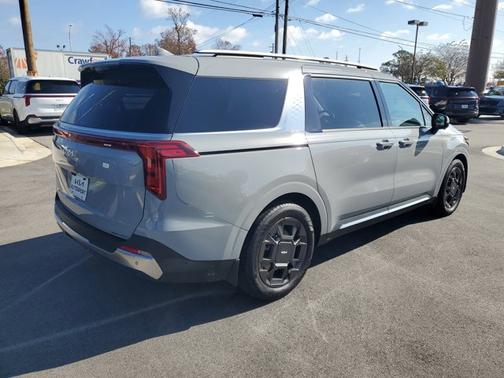 2026 Kia Carnival SX