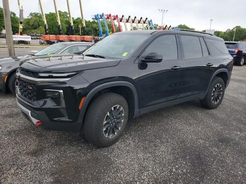 Mosaic Black Metallic 2024 Chevrolet Traverse AWD Z71