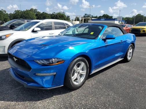 2021 Ford Mustang EcoBoost