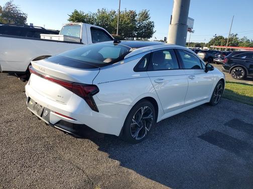2025 Kia K5 GT-Line