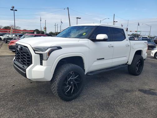 2023 Toyota Tundra SR5