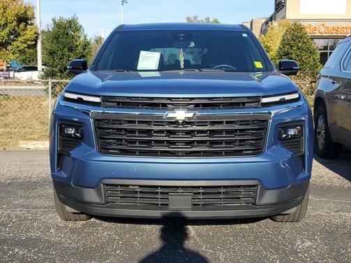 2024 Chevrolet Traverse FWD LS