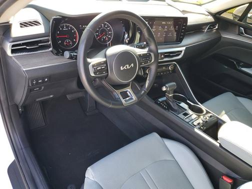 2024 Kia K5 EX