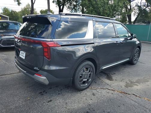 2026 Kia Carnival Hybrid SX