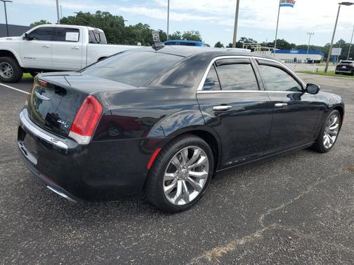 2015 Chrysler 300C Base