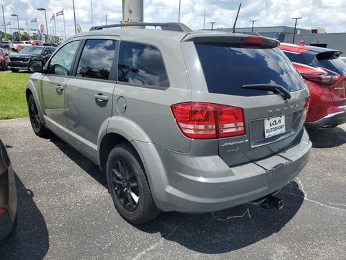 2020 Dodge Journey SE