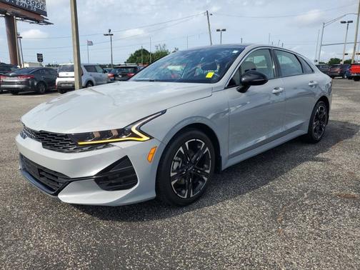 2023 Kia K5 GT-Line