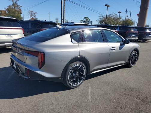 2025 Kia K4 GT-Line