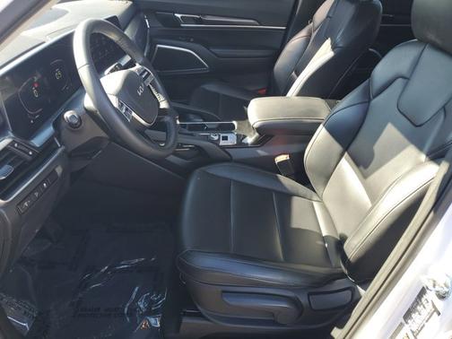 2024 Kia Telluride LX